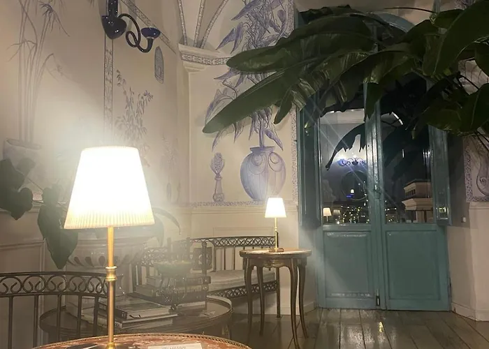 Отель Lilium Boutique